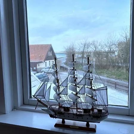 Cozy Coastal In Egernsund