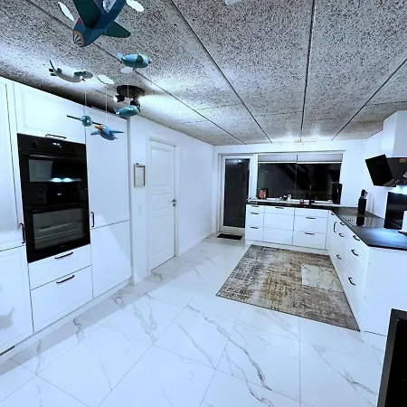 Villa Cozy Coastal In *